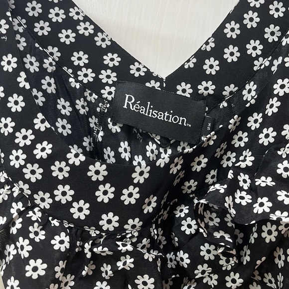 THE MINNIE in Dance - Picture 4 of 5